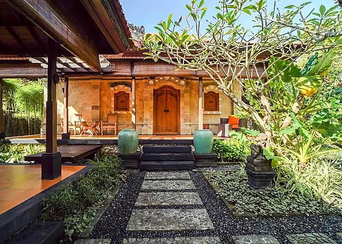 Giri Bhagawan & Nusa Dua (Bali)
